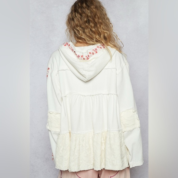 POL White Pink Floral Embroidered Tiered Jacket - Picture 3 of 3